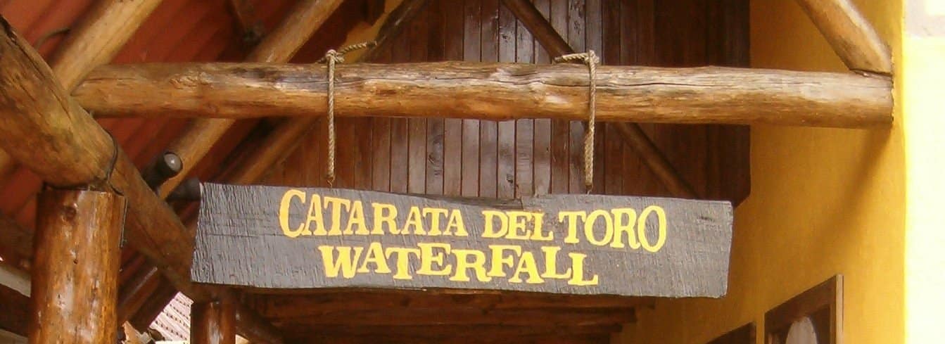 Catarata Del Toro Entrance