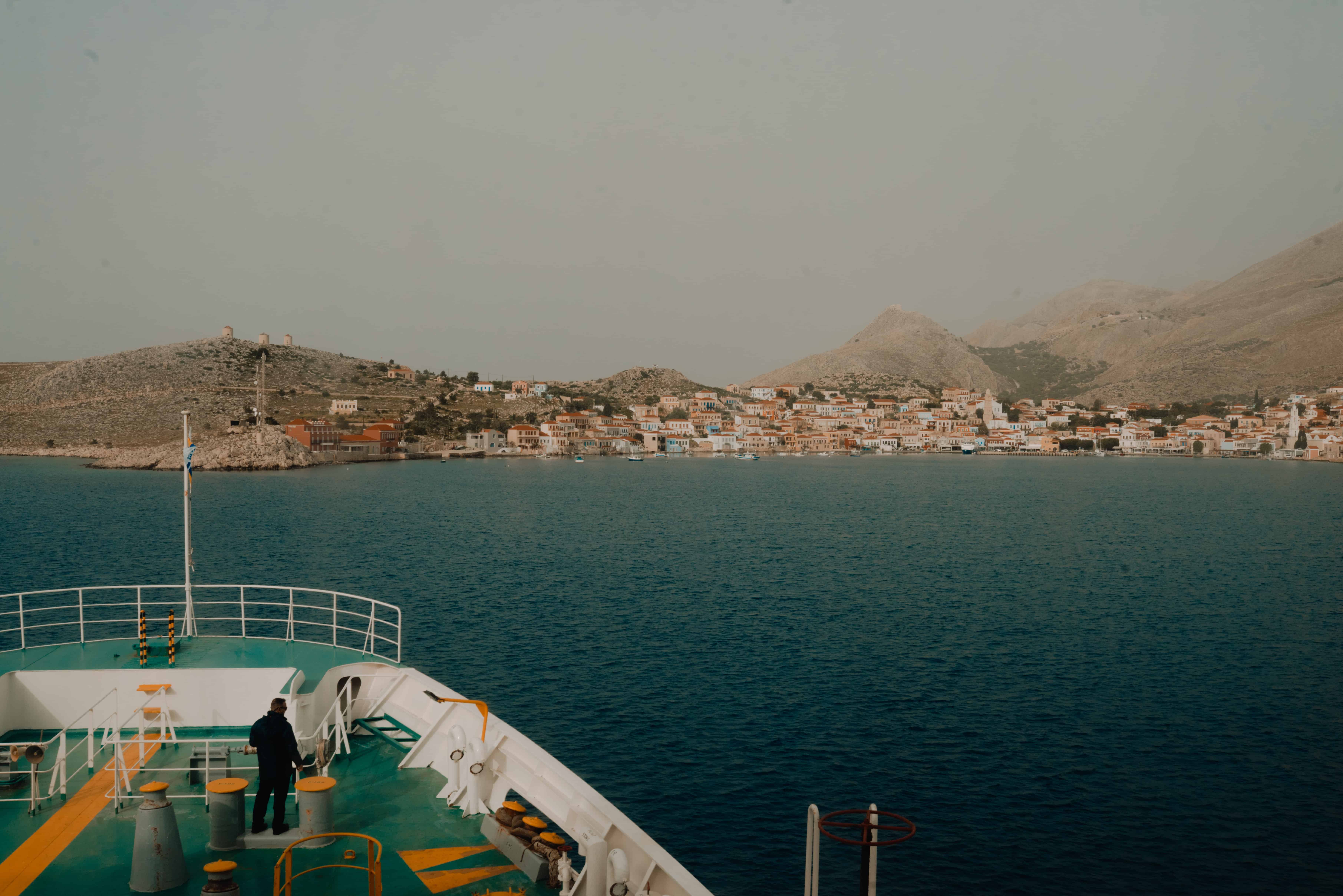 Ferry in Milos Adamas